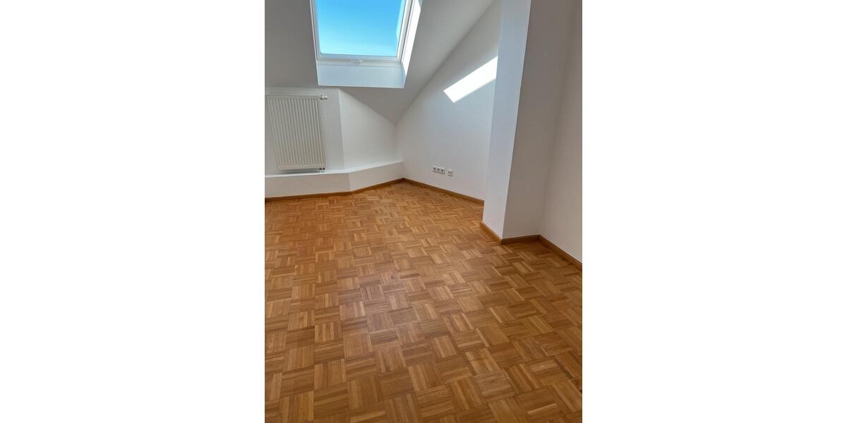 Etagenwohnung Ottweiler - 3 Zimmer, 100 m&sup2;, 970&euro; | Angebot:25572197