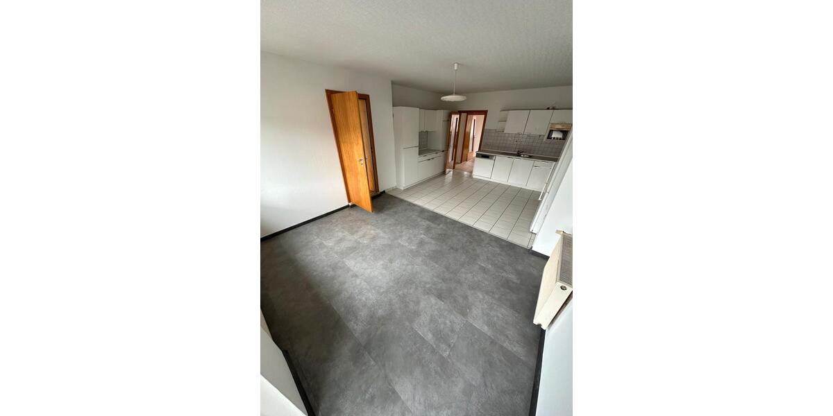 Etagenwohnung Marpingen - 4 Zimmer, 110 m&sup2;, 990&euro; | Angebot:25440198