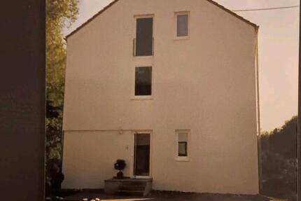 Haus Kleinblittersdorf - 7 Zimmer, 220 m&sup2;, 395.000&euro; | Angebot:24814295