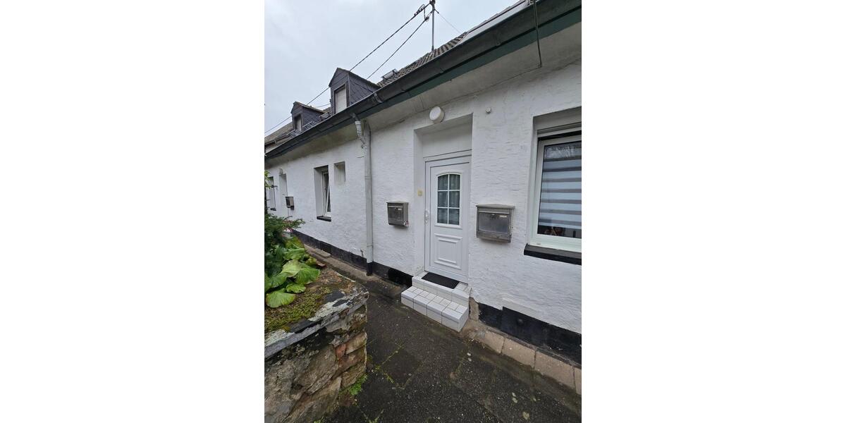 Etagenwohnung Sulzbach (Saar) - 3 Zimmer, 50 m&sup2;, 400&euro; | Angebot:26589492