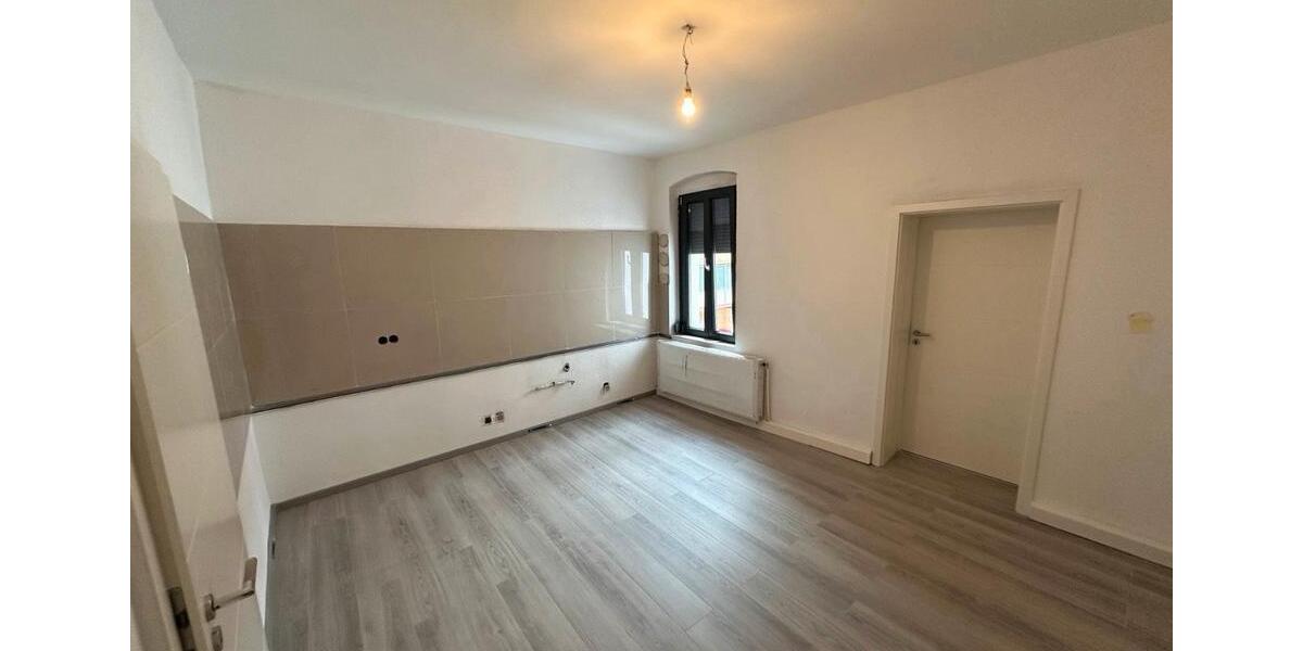 Einfamilienhaus Völklingen - 10 Zimmer, 10 m&sup2;, 325.000&euro; | Angebot:24996718