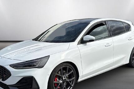 Ford Focus 26.381 km 33.990 &euro; Überherrn 66802