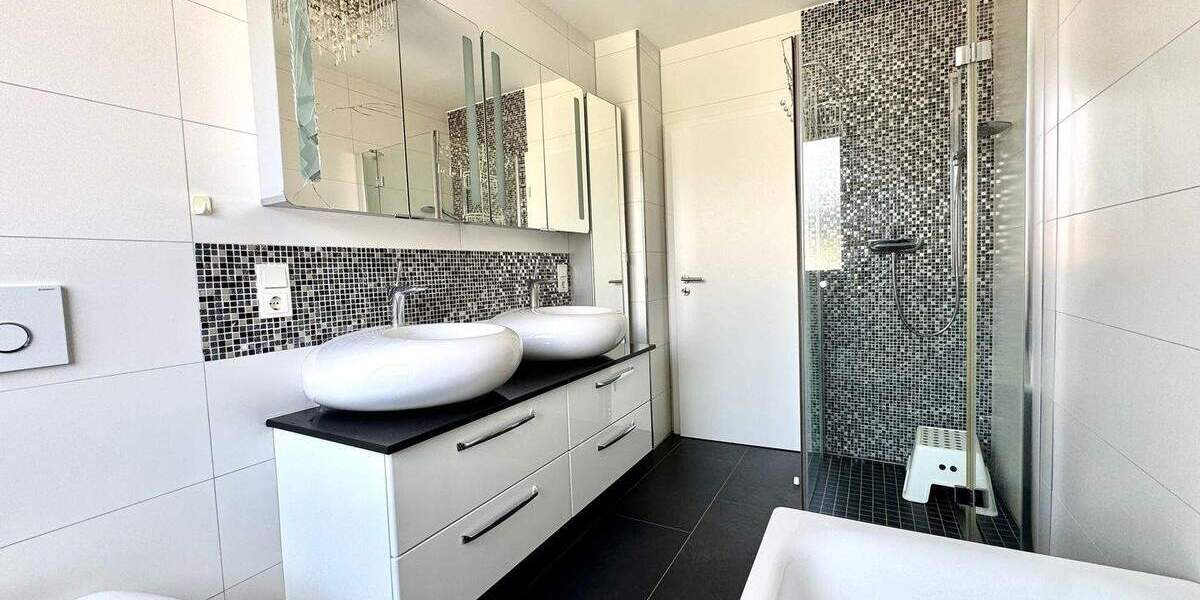 Bellevue Saarbrücken - hochwertig & energetisch saniertes 3-Parteien-Haus zu verkaufen - Mehrfamilienhaus, Wohnhaus Saarbrücken Alt-Saarbrücken | Angebot:24485624