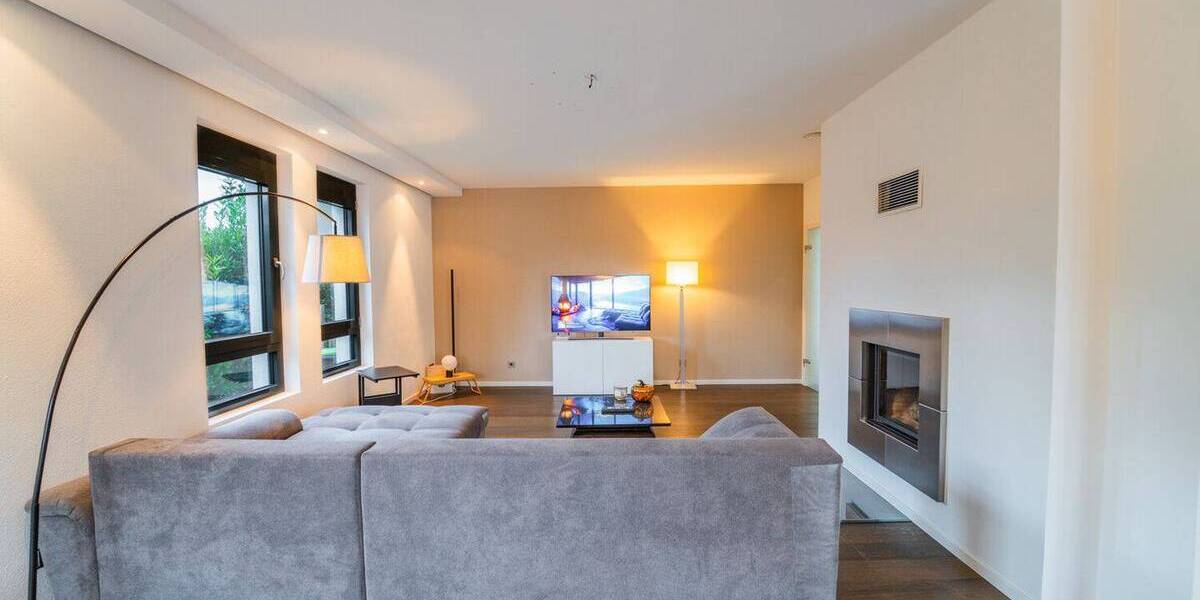 Mehrfamilienhaus, Wohnhaus Saarlouis / Picard Picard - 7 Zimmer, 266 m&sup2;, 795.000&euro; | Angebot:26036910