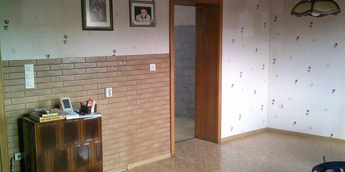 Reihenmittelhaus Sulzbach/Saar Sulzbach - 5 Zimmer, 130 m&sup2;, 105.000&euro; | Angebot:26036723