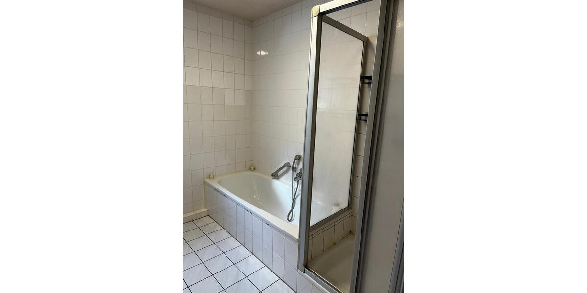 Erdgeschoßwohnung Sulzbach (Saar) - 3 Zimmer, 70 m&sup2;, 145.000&euro; | Angebot:26707085