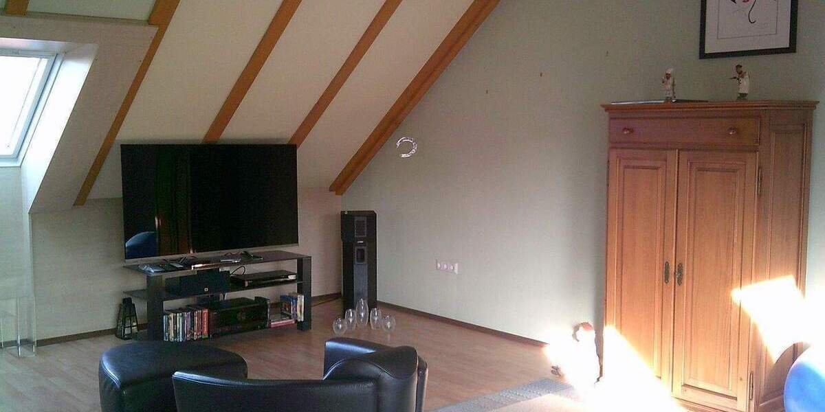 Einfamilienhaus Kirkel Kirkel-Neuhäusel - 3 Zimmer, 120 m&sup2;, 250.000&euro; | Angebot:25743258