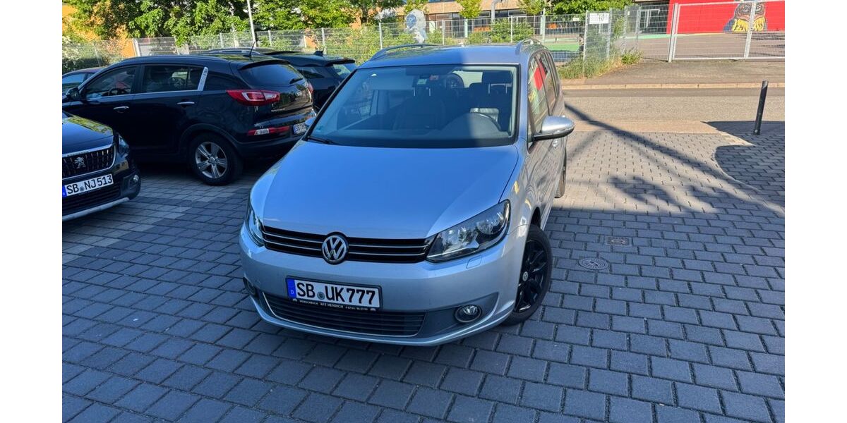 VW Touran 258.117 km 6.900 &euro; Saarbrücken 66117