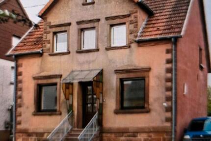 Haus Heusweiler - 4 Zimmer, 111 m&sup2;, 1.100&euro; | Angebot:25711140