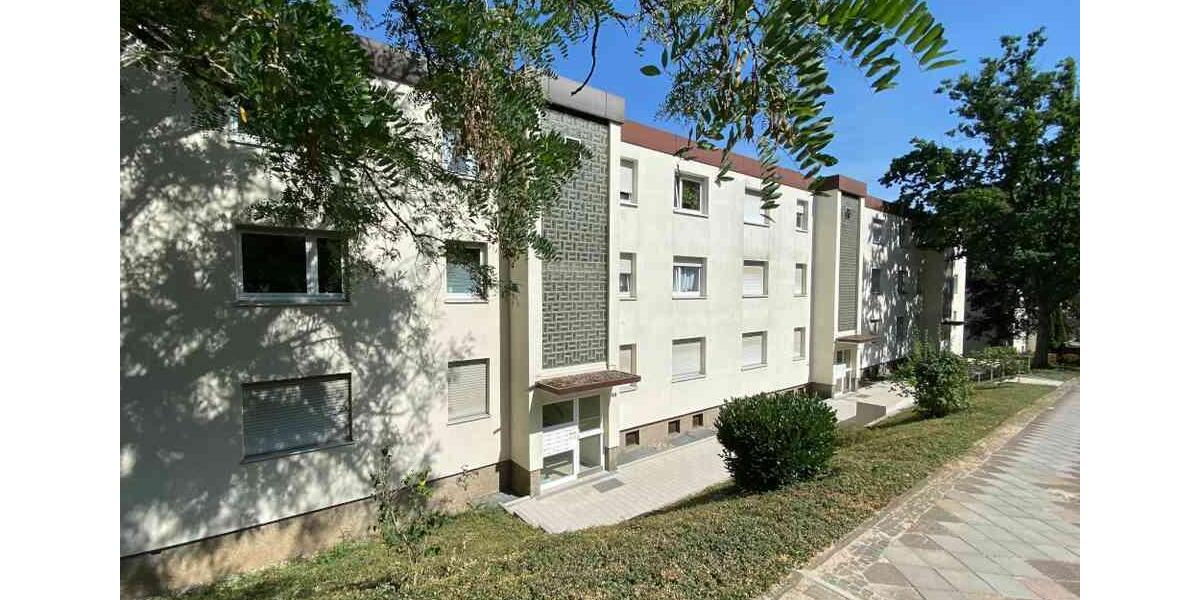 Etagenwohnung Saarbrücken Eschberg - 1 Zimmer, 31 m&sup2;, 250&euro; | Angebot:26665526