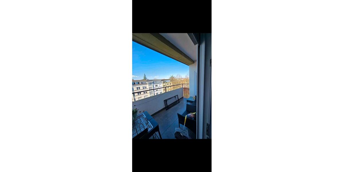 Dachgeschoßwohnung Saarbrücken Neue Bremm - 4 Zimmer, 86 m&sup2;, 263.000&euro; | Angebot:27204612
