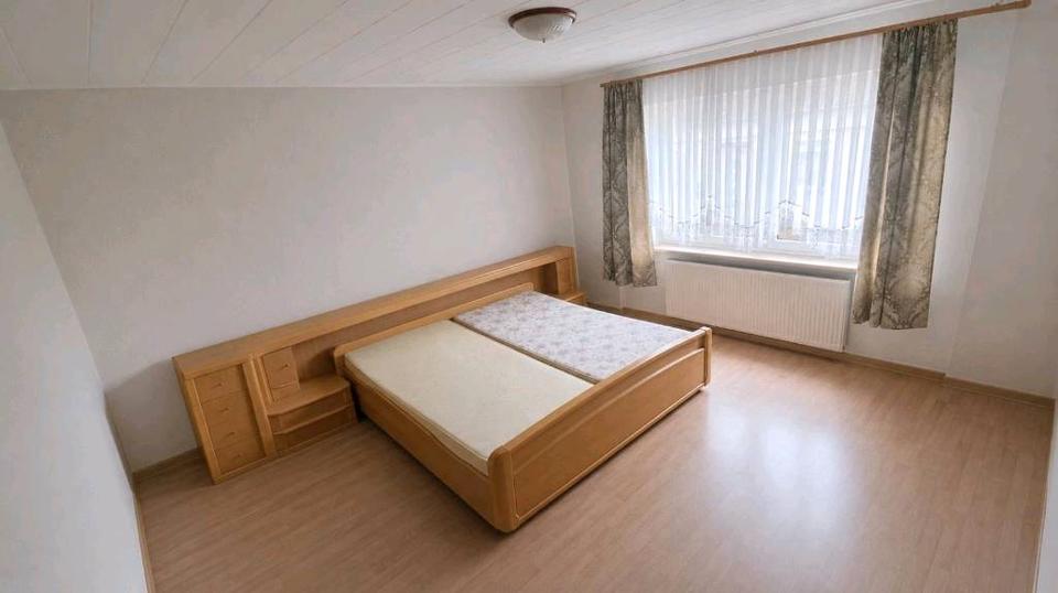 Doppelhaushälfte Saarbrücken Dudweiler - 6 Zimmer, 128 m&sup2;, 95.000&euro; | Angebot:26739300
