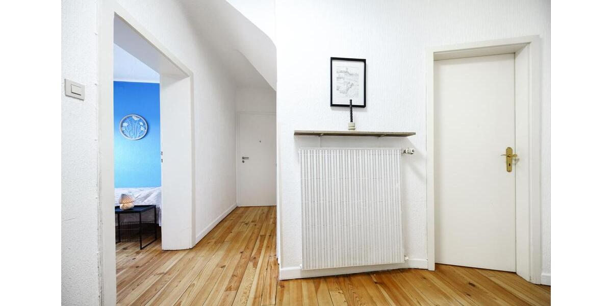 Dachgeschoßwohnung Saarbrücken West - 1 Zimmer, 48 m&sup2;, 850&euro; | Angebot:25942073