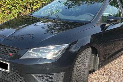 Seat Leon 203.000 km 12.500 &euro; Schwalbach 66773