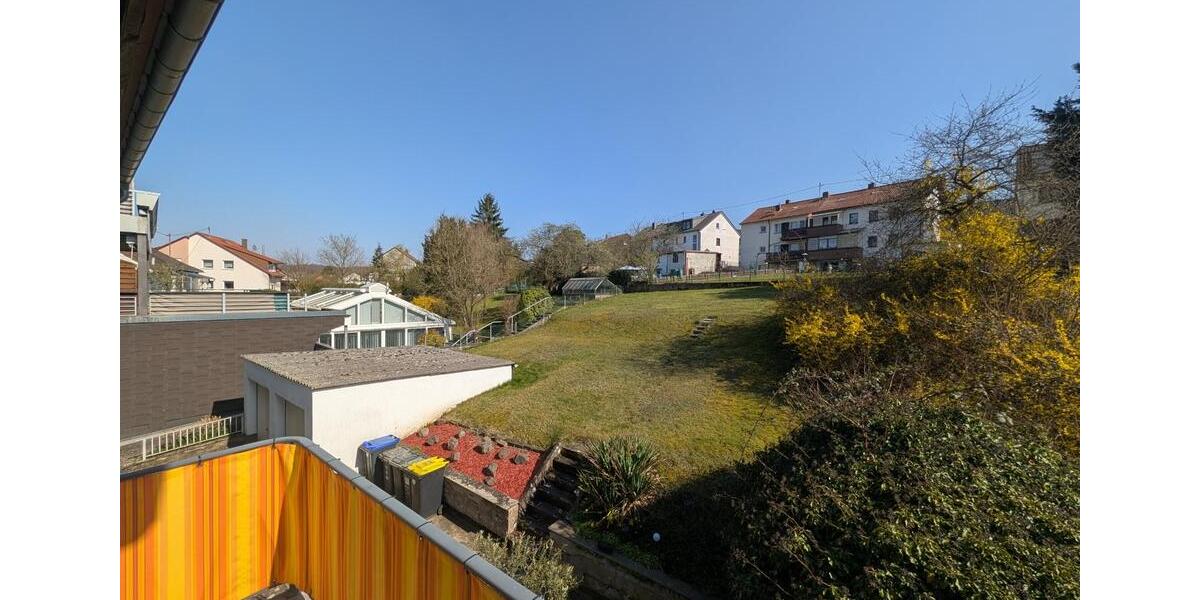 Etagenwohnung Völklingen - 2.5 Zimmer, 80 m&sup2;, 790&euro; | Angebot:25883545