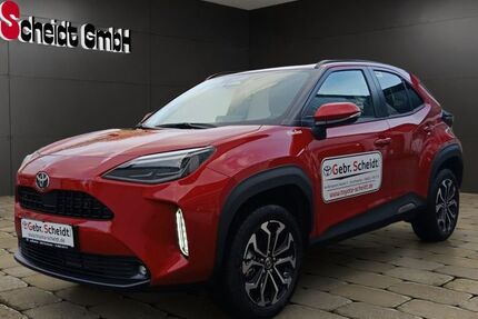 Toyota Yaris Cross 4.404 km 30.260 &euro; Schiffweiler 66578