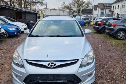 Hyundai i30 165.000 km 2.499 &euro; Saarlouis 66740