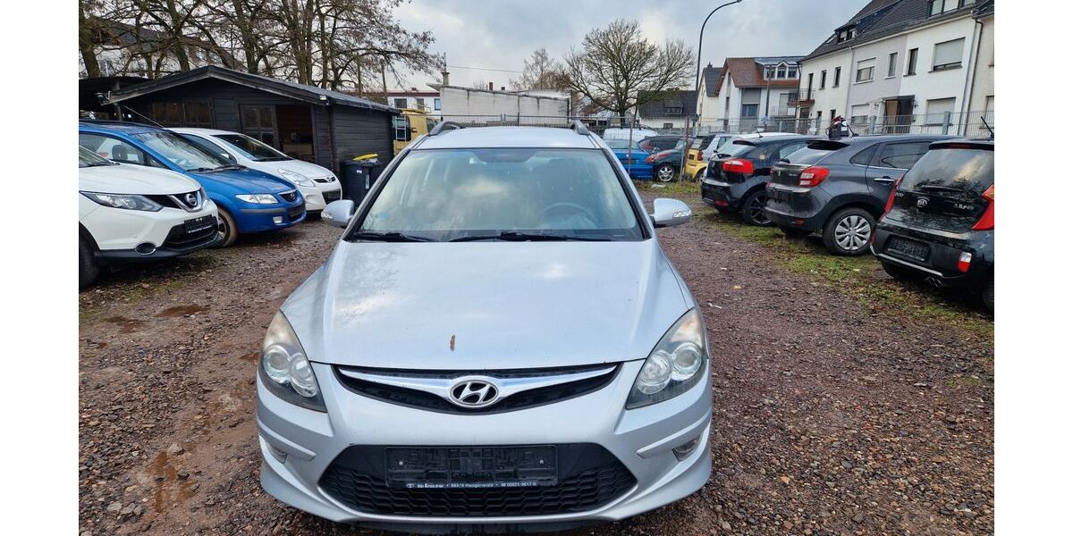 Hyundai i30 165.000 km 2.499 &euro; Saarlouis 66740