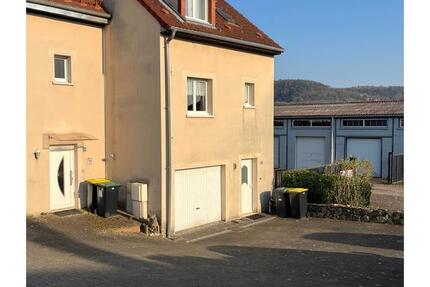 Haus Saarbrücken Eschberg - 4 Zimmer, 105 m&sup2;, 179.000&euro; | Angebot:25920206