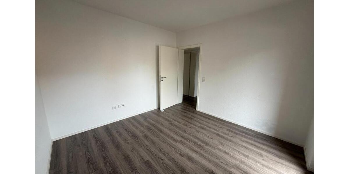 Erdgeschoßwohnung Heusweiler - 4 Zimmer, 98 m&sup2;, 800&euro; | Angebot:26558302
