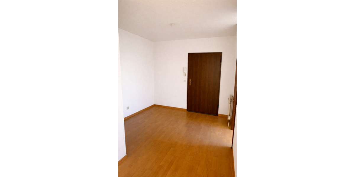 Etagenwohnung Saarbrücken Eschberg - 2 Zimmer, 64 m&sup2;, 575&euro; | Angebot:25445282