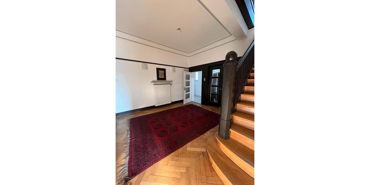 Reihenhaus Völklingen - 9 Zimmer, 350 m&sup2;, 450.000&euro; | Angebot:26447156