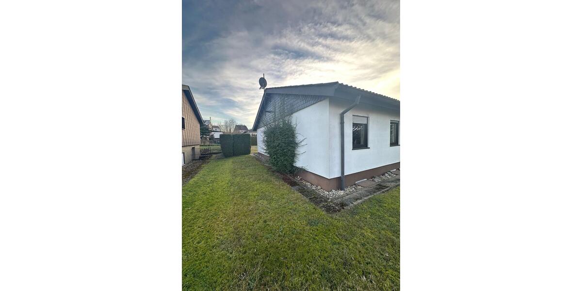 Bungalow Saarbrücken West - 4 Zimmer, 93 m&sup2;, 329.000&euro; | Angebot:25324546