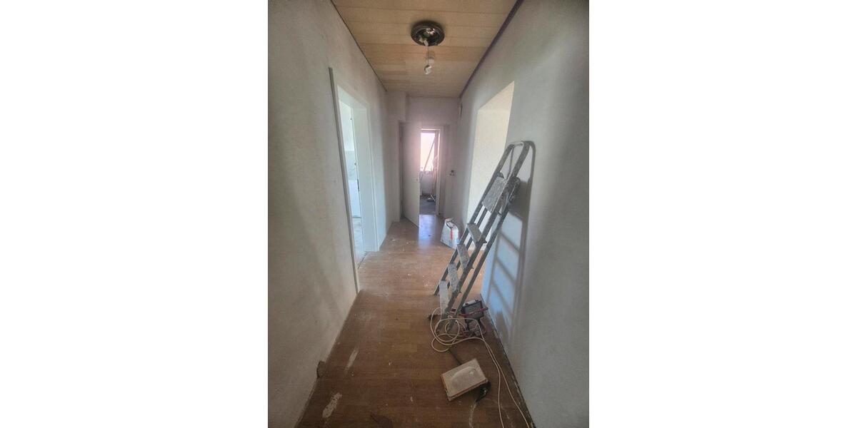 Etagenwohnung Völklingen - 3 Zimmer, 90 m&sup2;, 750&euro; | Angebot:25857856