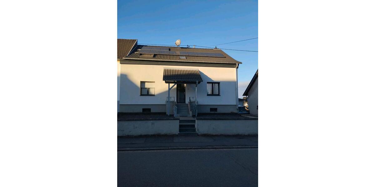 Einfamilienhaus Überherrn - 8 Zimmer, 165 m&sup2;, 390.000&euro; | Angebot:25148585