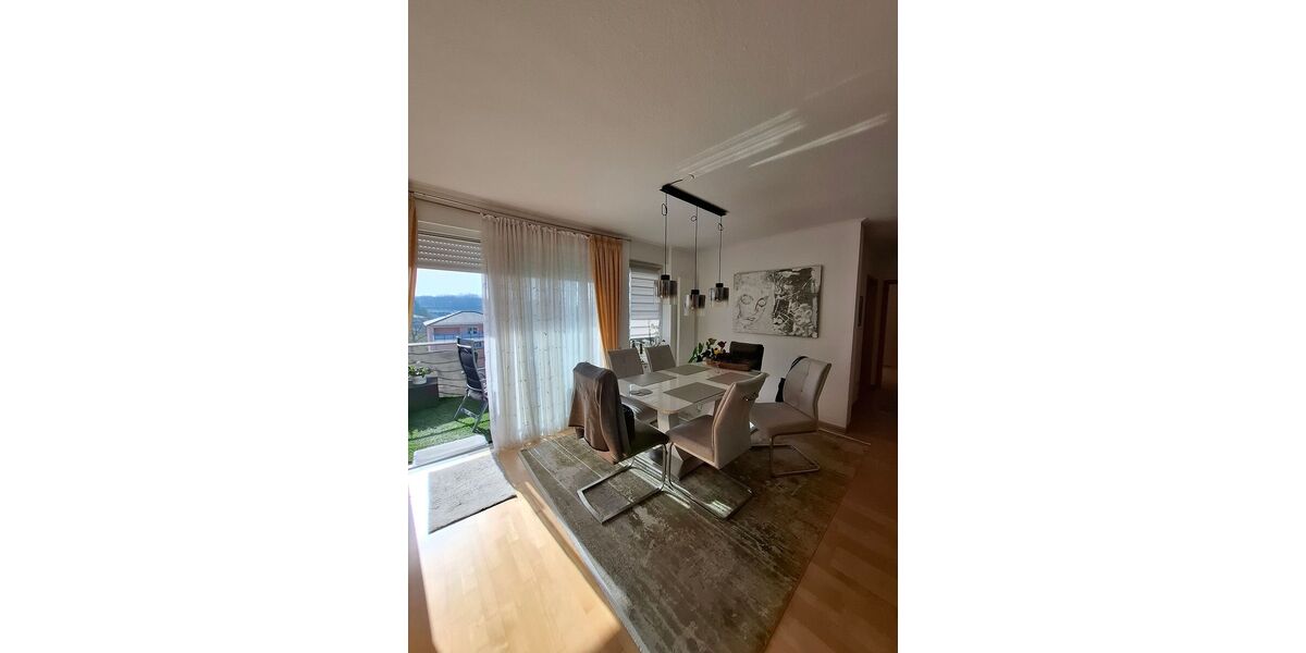 Komfortabel wohnen in 3-Zimmer-Wohnung mit Sonnenbalkon und fußläufiger Infrastruktur - Appartement Tholey | Angebot:26633518