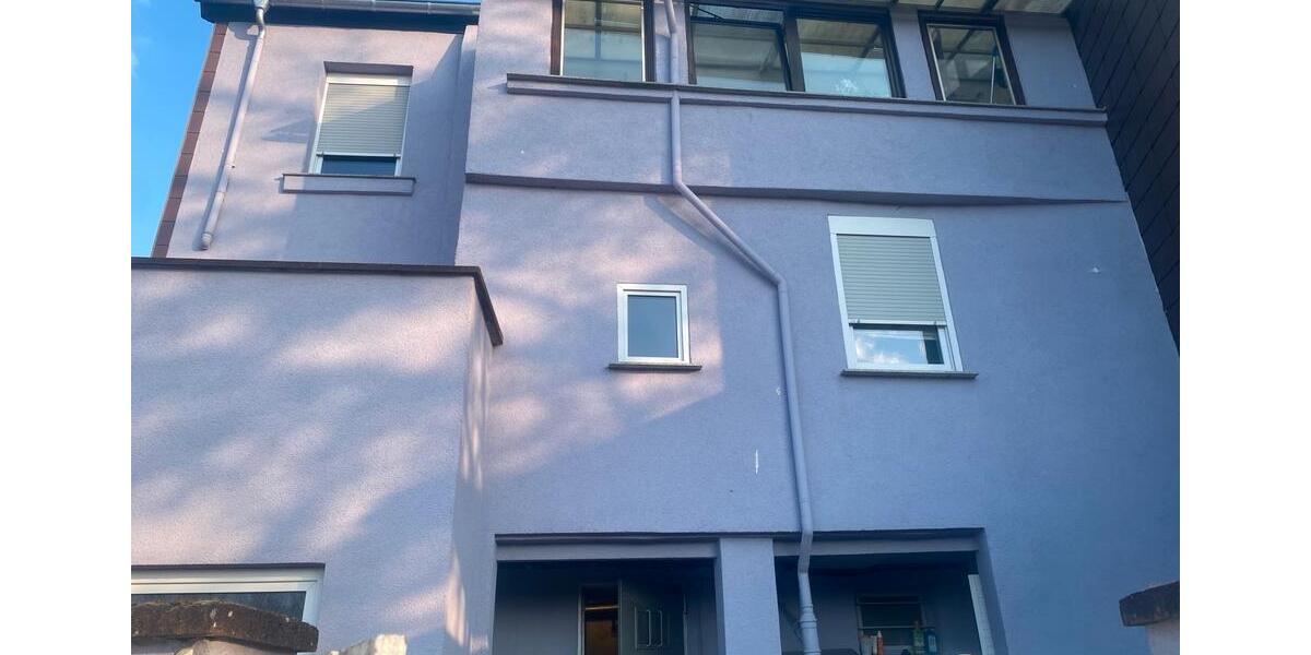 Reihenhaus Püttlingen - 7 Zimmer, 231 m&sup2;, 224.000&euro; | Angebot:25830409