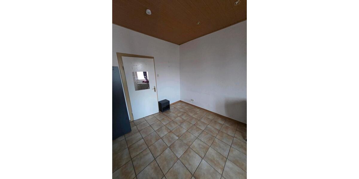 Etagenwohnung Homburg - 1 Zimmer, 20 m&sup2;, 360&euro; | Angebot:25750503