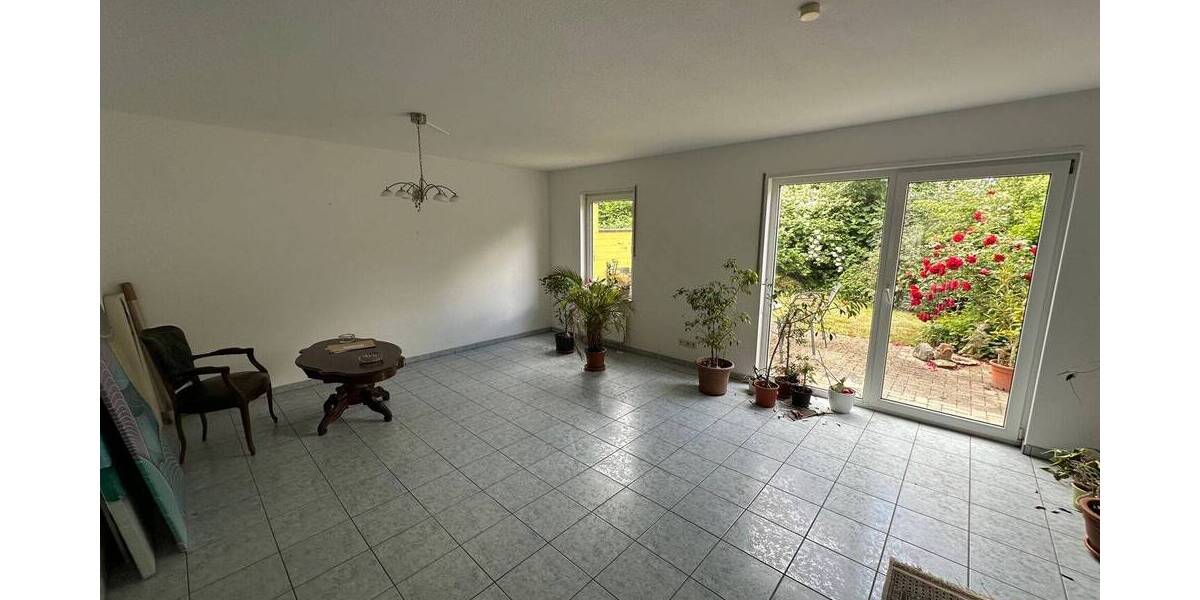 Reihenmittelhaus Saarbrücken Bübingen - 4 Zimmer, 133 m&sup2;, 235.000&euro; | Angebot:26362075