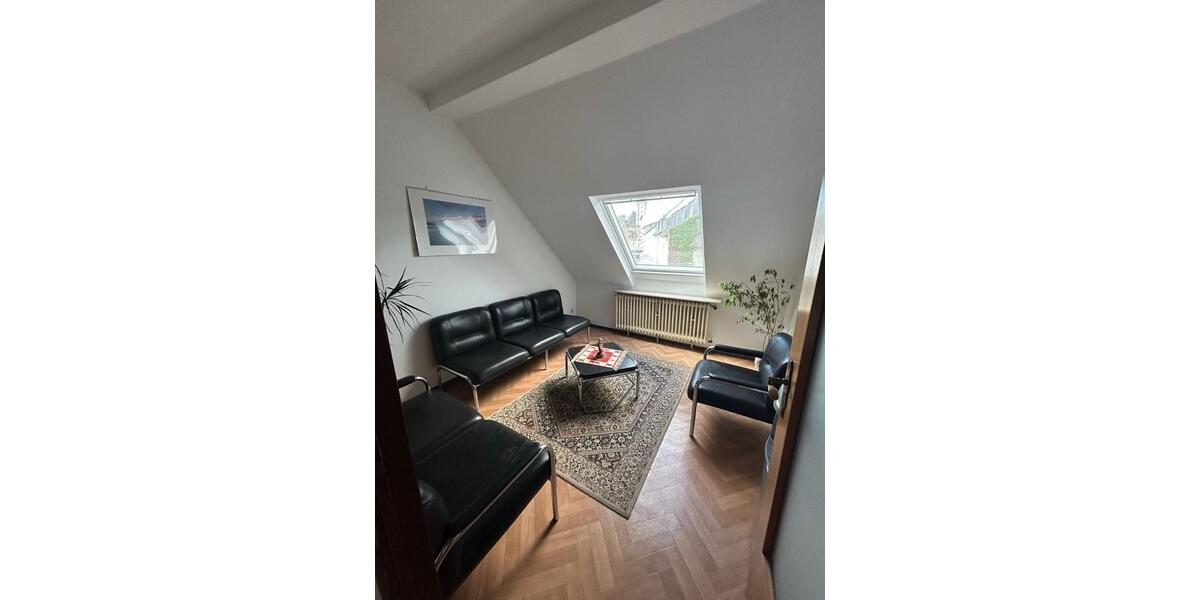 Einfamilienhaus Völklingen - 10 Zimmer, 214 m&sup2;, 325.000&euro; | Angebot:25373988