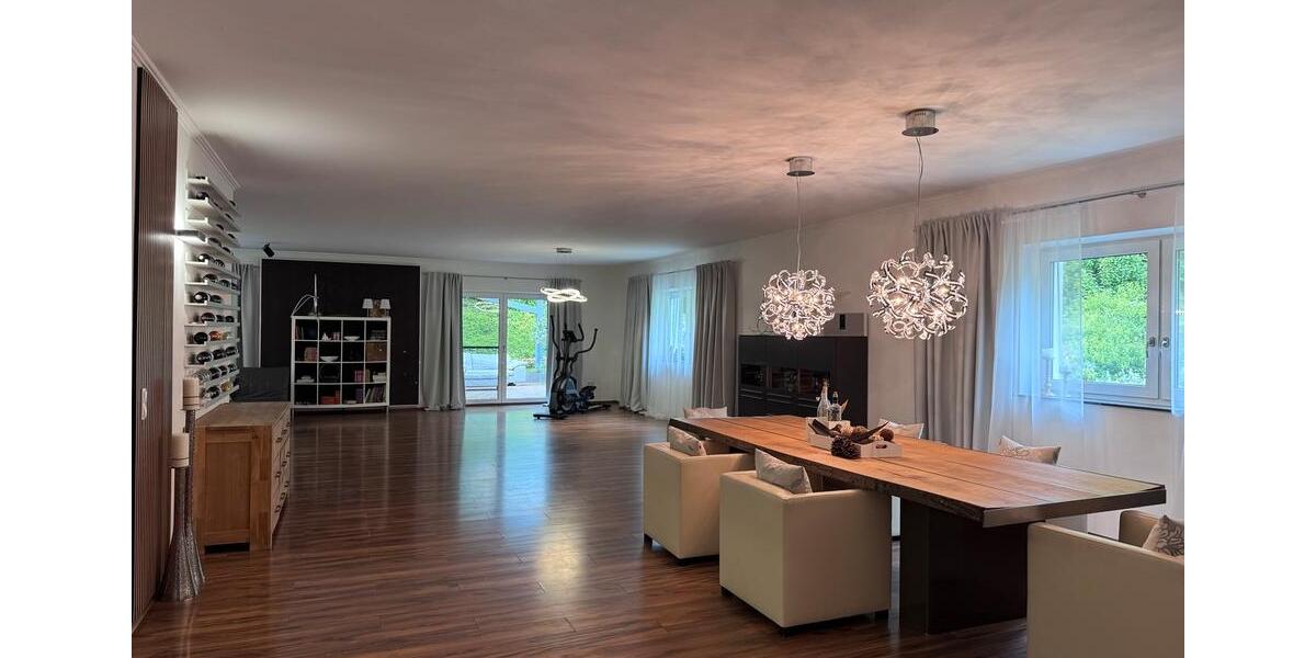 Einfamilienhaus Zweibrücken - 5 Zimmer, 300 m&sup2;, 790.000&euro; | Angebot:26992848