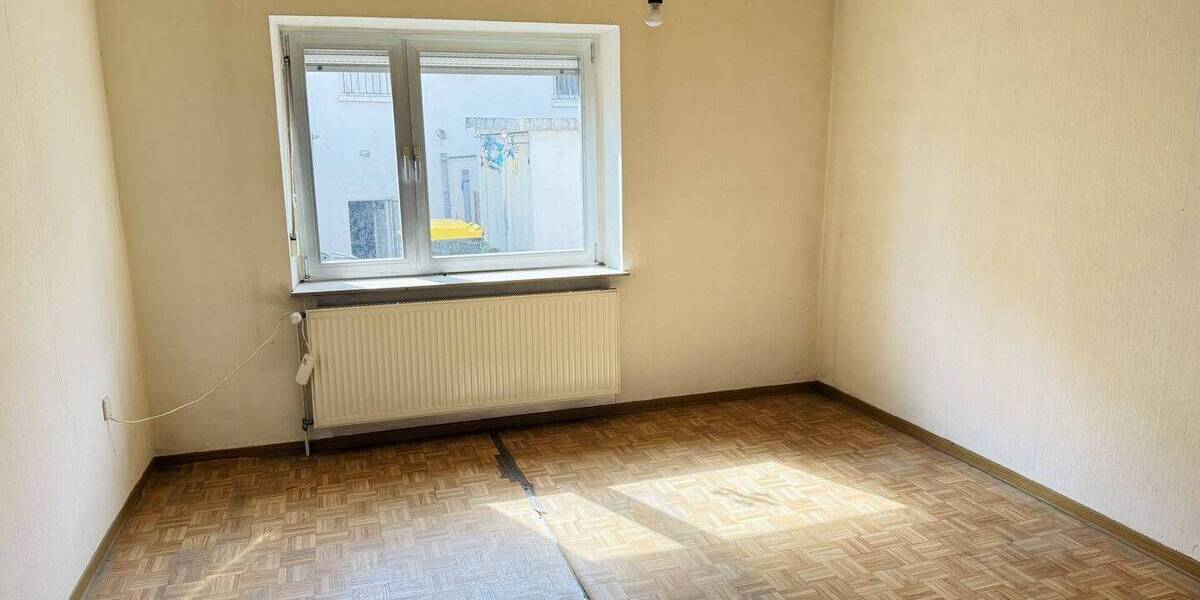 Reihenendhaus Dillingen / Diefflen Diefflen - 8 Zimmer, 100 m&sup2;, 99.000&euro; | Angebot:26289726