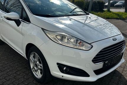 Ford Fiesta 122.000 km 4.190 &euro; Saarlouis 66740