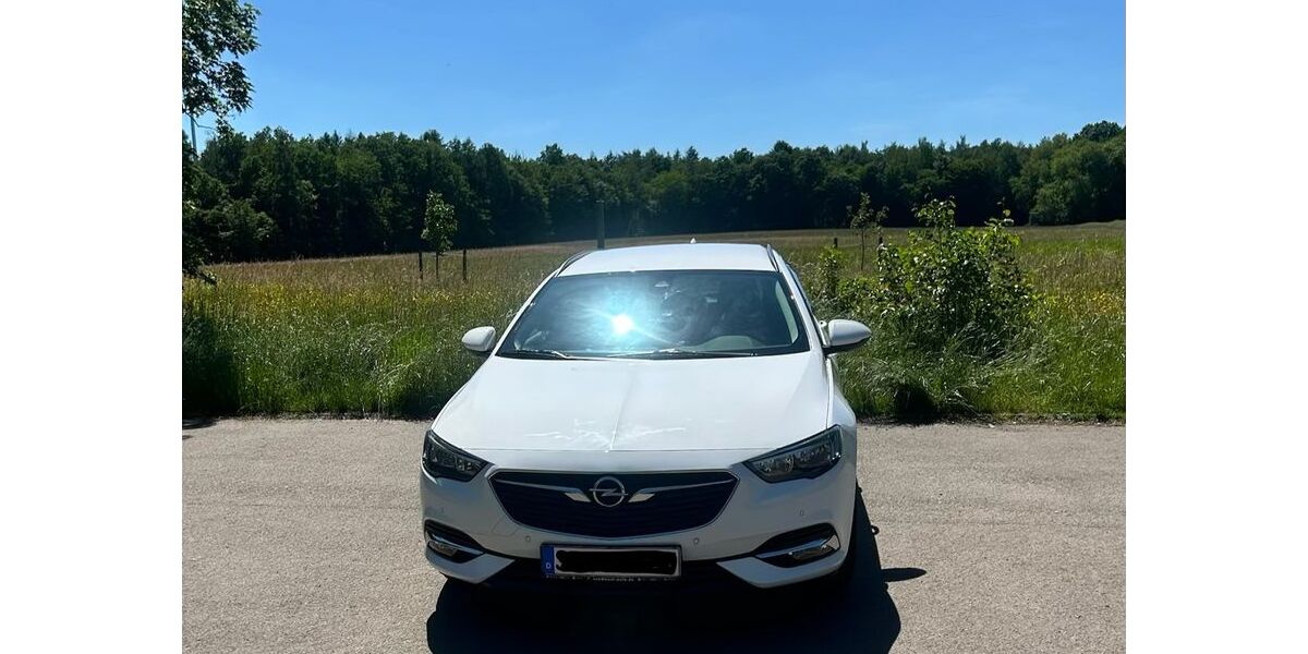 Opel Insignia 43.900 km 11.700 &euro; Saarbrücken 66127