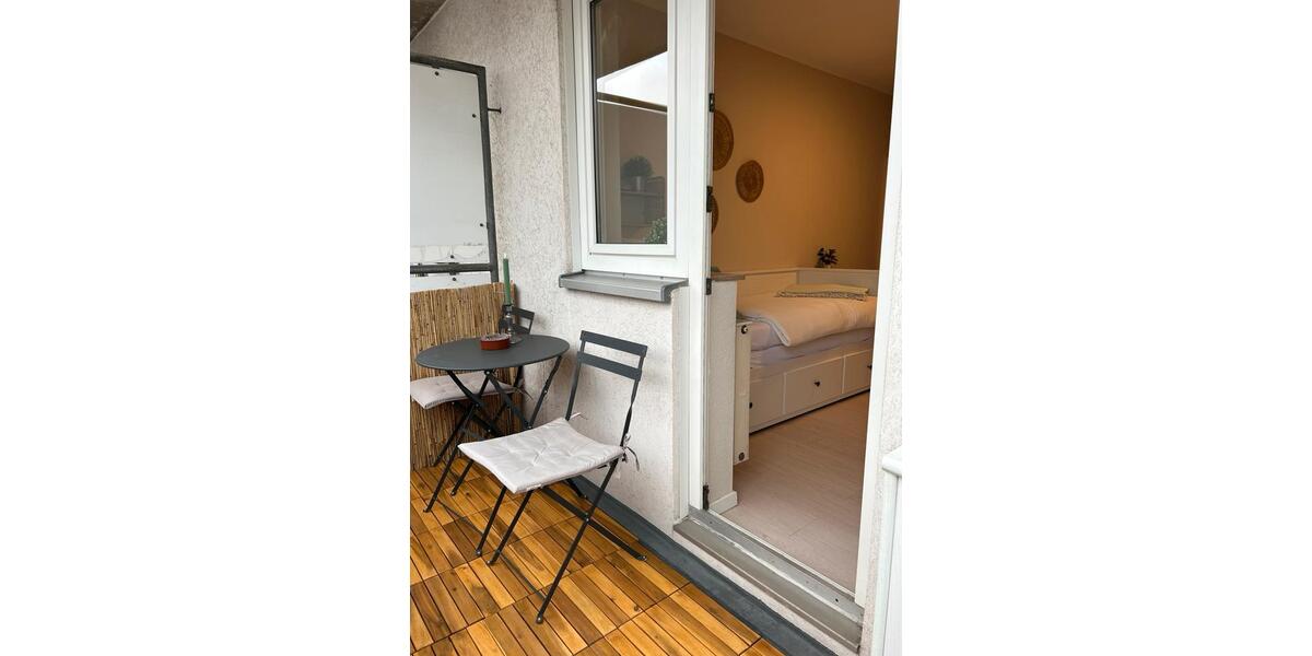 Etagenwohnung Saarbrücken Neue Bremm - 1 Zimmer, 28 m&sup2;, 525&euro; | Angebot:26619283