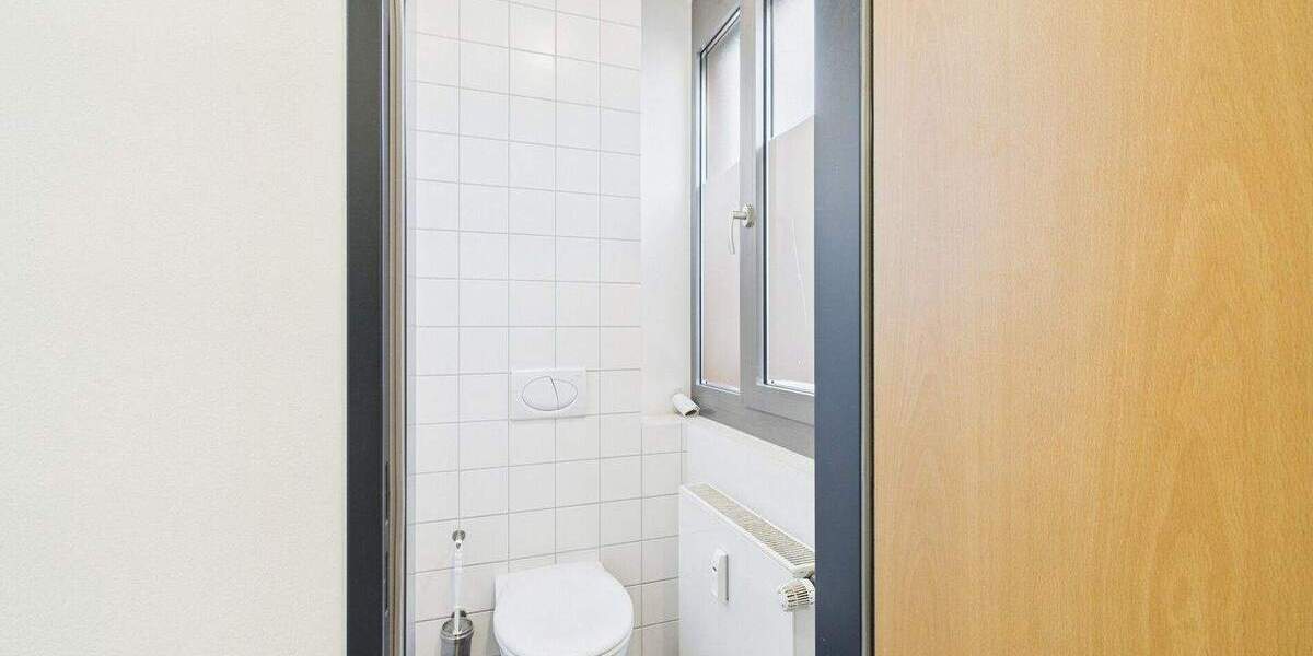 Gewerbeobjekt Saarbrücken St Johann - 9 Zimmer, 314 m&sup2;, 3.768&euro; | Angebot:25726199