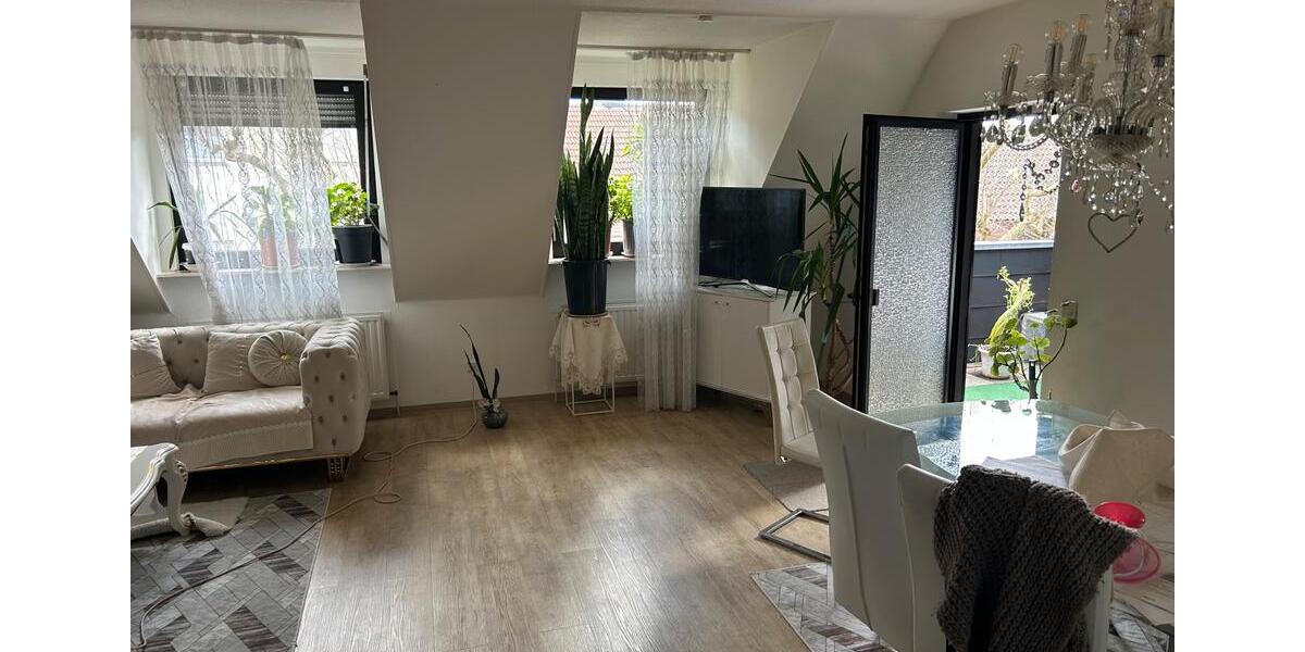 Etagenwohnung Völklingen - 3 Zimmer, 72 m&sup2;, 540&euro; | Angebot:25648972