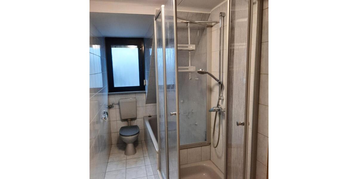 Dachgeschoßwohnung Neunkirchen Heinitz - 3 Zimmer, 85 m&sup2;, 480&euro; | Angebot:25888025