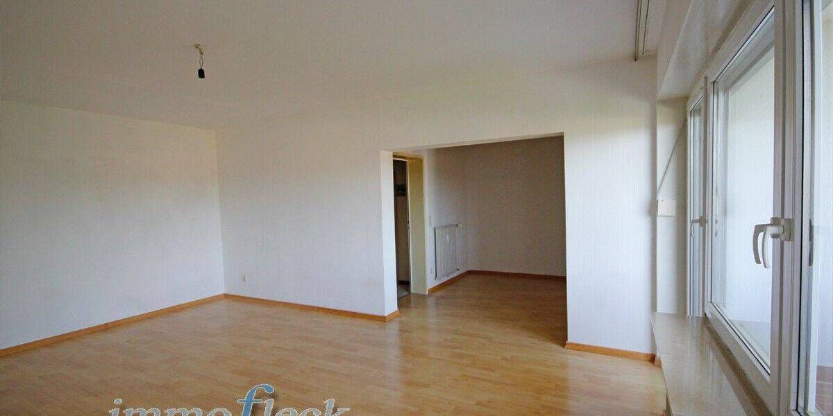 Etagenwohnung Saarbrücken Dudweiler - 4 Zimmer, 89 m&sup2;, 138.000&euro; | Angebot:26795957