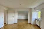 Dachgeschoßwohnung Saarbrücken Neue Bremm - 3.5 Zimmer, 98 m&sup2;, 950&euro; | Angebot:24224590