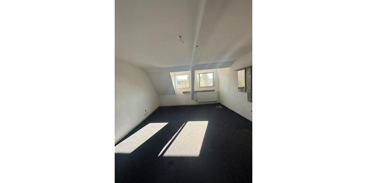 Etagenwohnung Saarbrücken West - 2 Zimmer, 70 m&sup2;, 460&euro; | Angebot:25861894