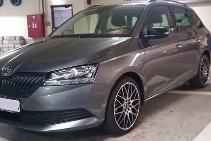 Skoda Fabia 6.000 km 18.490 &euro; Schwalbach 66773