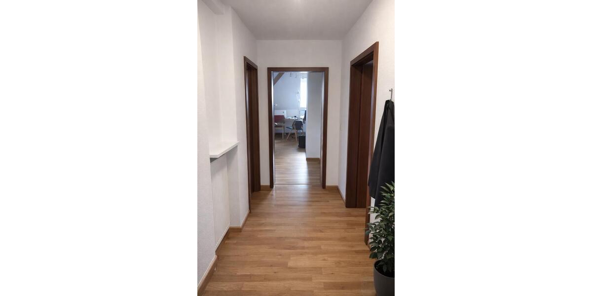 Dachgeschoßwohnung Ottweiler - 1 Zimmer, 55 m&sup2;, 90.000&euro; | Angebot:26005073