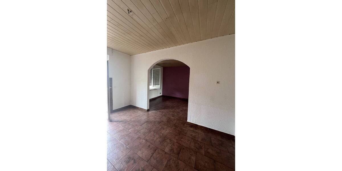 Einfamilienhaus Völklingen Wehrden - 5 Zimmer, 130 m&sup2;, 129.000&euro; | Angebot:26824664
