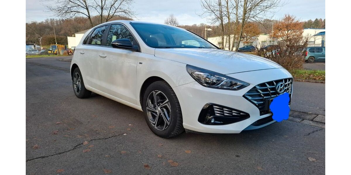 Hyundai i30 102.000 km 13.999 &euro; Lebach 66822