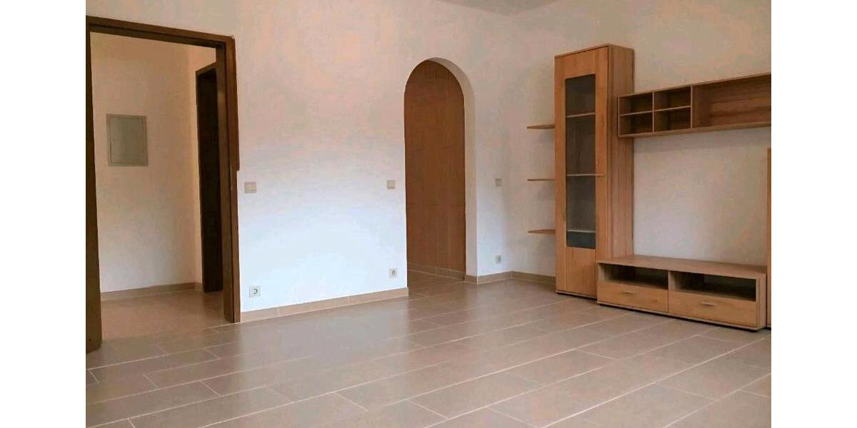 Etagenwohnung Beckingen - 3 Zimmer, 100 m&sup2;, 820&euro; | Angebot:25395691